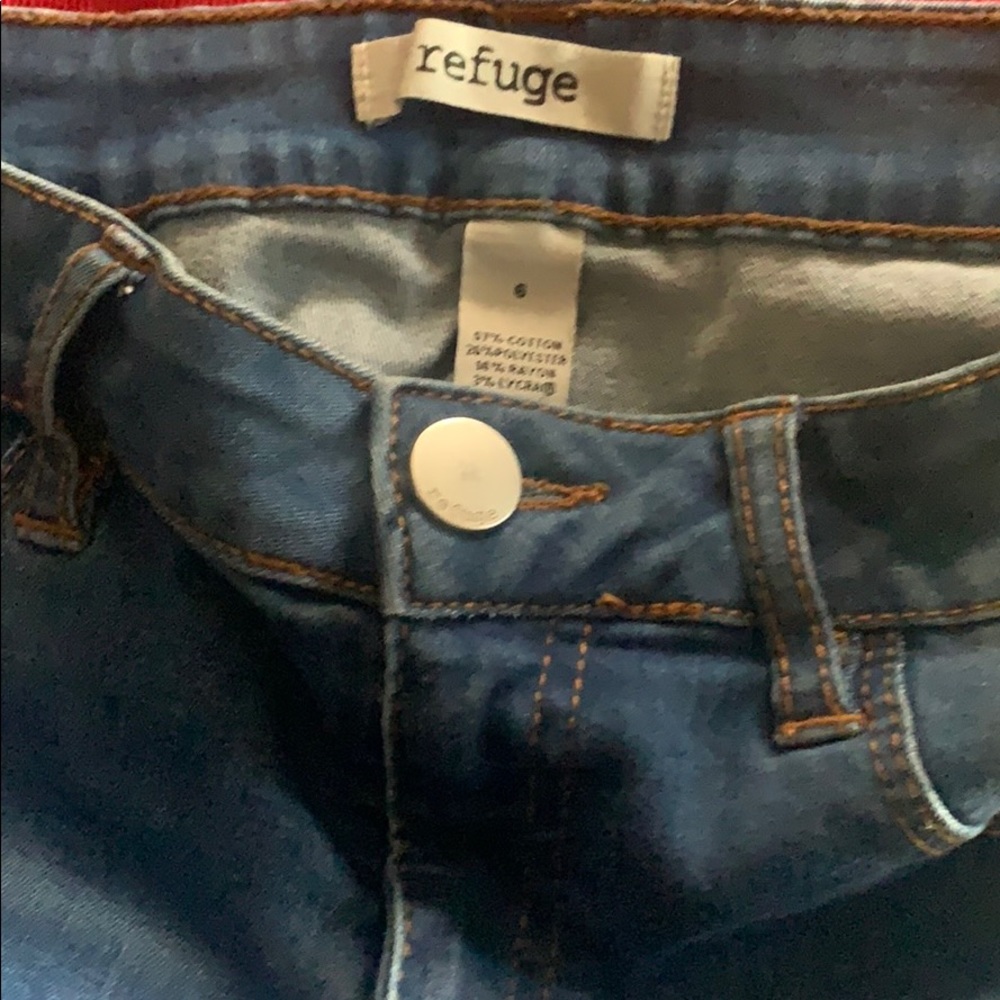 Charlotte Russe Refuge Jeans, size 6, NWOT